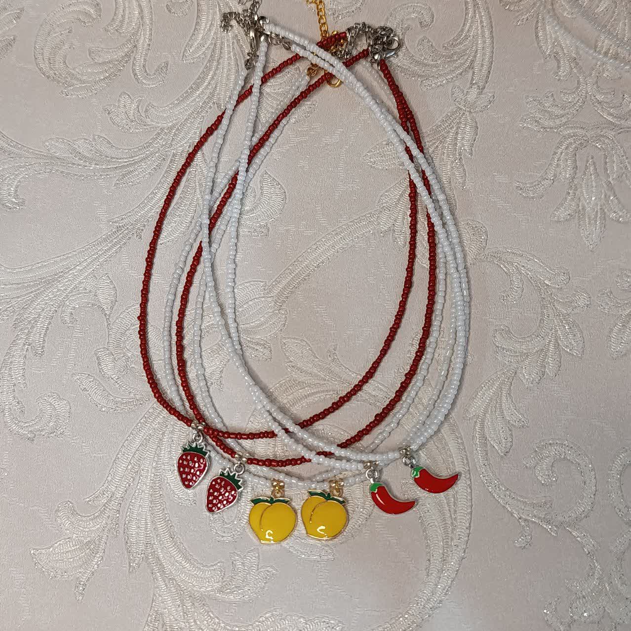 گردنبند میوه
